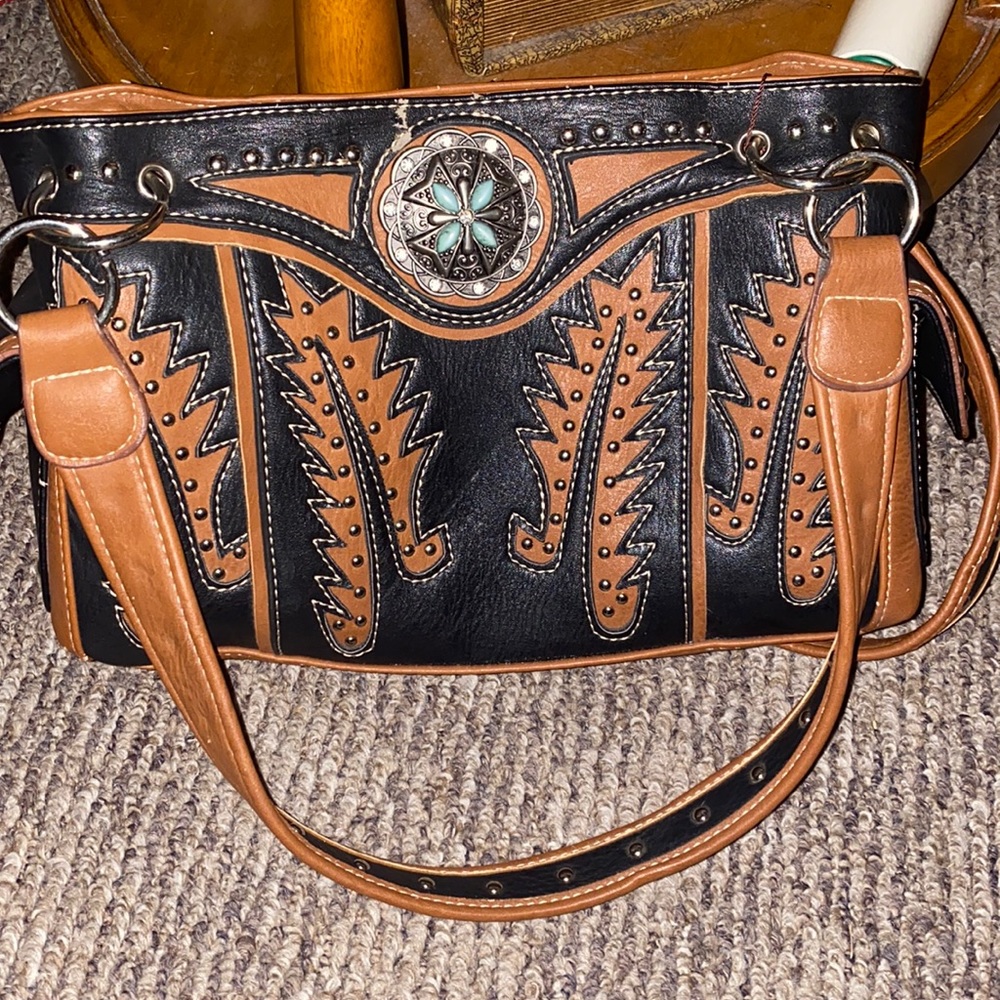 P&G Collection leather bag